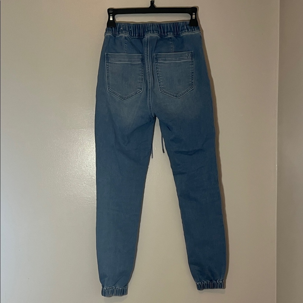 American Eagle Outfitters Sky Blue Cropped Jeans size 2 - Picture 7 of 8